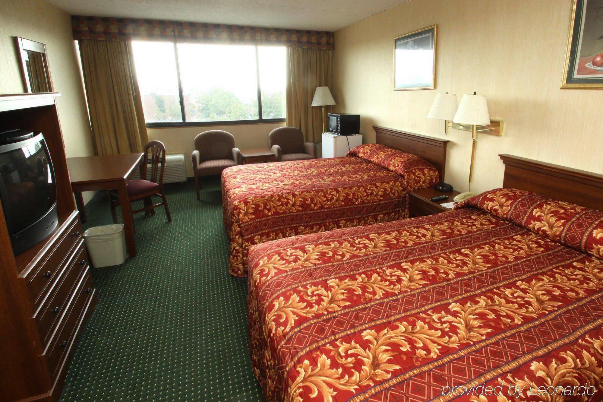 Stratford Hotel And Conference Center ห้อง รูปภาพ