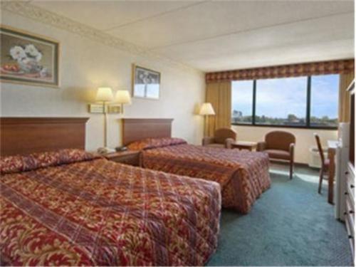 Stratford Hotel And Conference Center ห้อง รูปภาพ