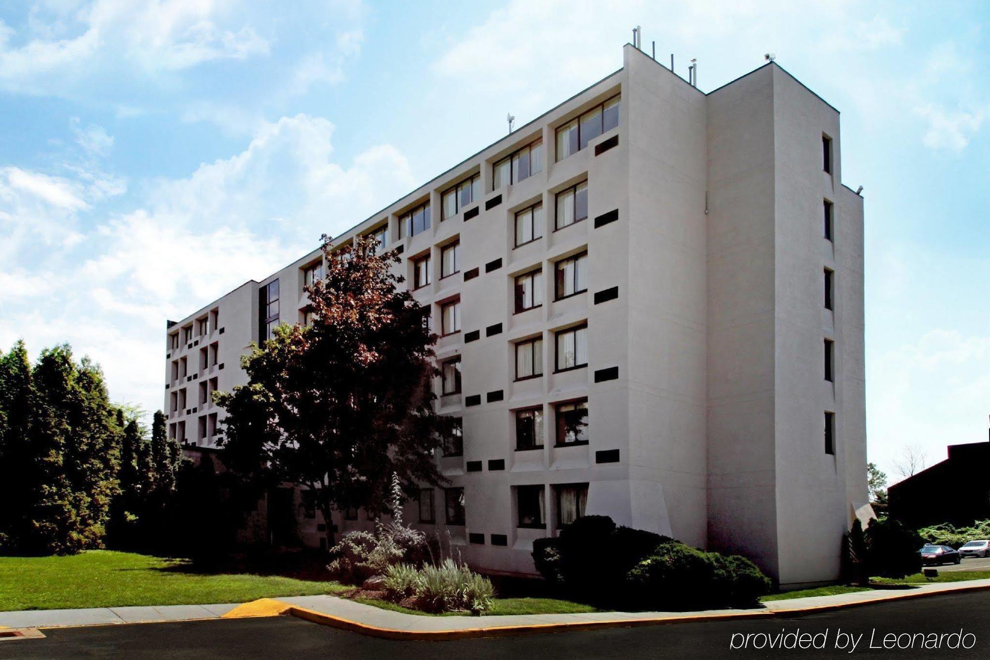 Stratford Hotel And Conference Center ภายนอก รูปภาพ